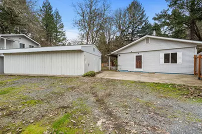 464 Sunny Glen Way, Wolf Creek, OR 97497 - Photo 37