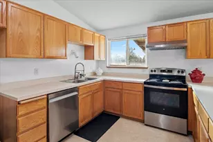 13344 SW Peninsula Dr, Terrebonne, OR 97760 - Photo 9