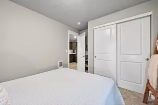 949 NW Upas Ave, Redmond, OR 97756 - Photo 11