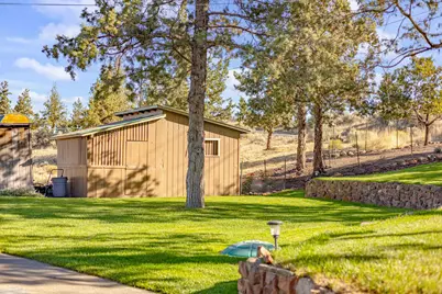 402 Claremont Drive, Madras, OR 97741 - Photo 3