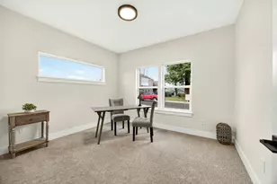 348 Cascade Dr, Central Point, OR 97502 - Photo 31