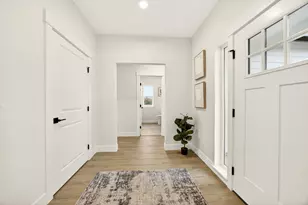 348 Cascade Dr, Central Point, OR 97502 - Photo 29