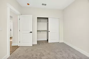 348 Cascade Dr, Central Point, OR 97502 - Photo 35