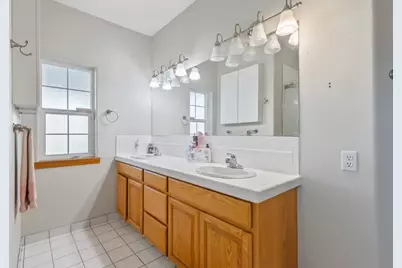 221 SW Meadow Lakes Drive, Prineville, OR 97754 - Photo 13