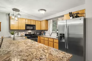 55065 Marten Ln, Bend, OR 97707 - Photo 17