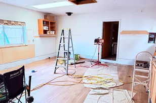 465 S 3rd St, Jacksonville, OR 97530 - Photo 17