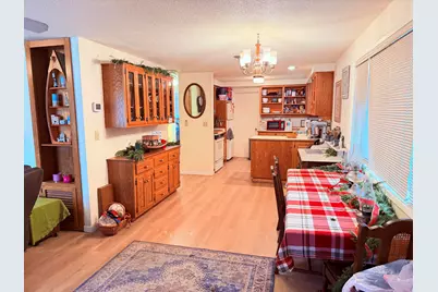 465 S 3rd Street, Jacksonville, OR 97530 - Photo 5