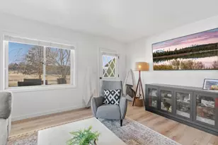 63210 Deschutes Market Rd, Bend, OR 97701 - Photo 9