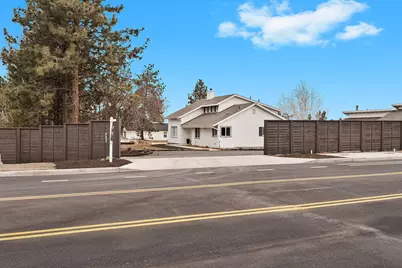 63210 Deschutes Market Road, Bend, OR 97701 - Photo 51