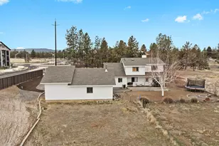 63210 Deschutes Market Rd, Bend, OR 97701 - Photo 3