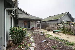 1672 SW Waterstone Dr, Grants Pass, OR 97527 - Photo 13