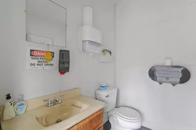 18090 Redwood Highway, Selma, OR 97538 - Photo 29