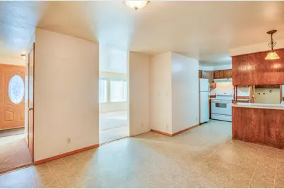 16054 Burgess Road, La Pine, OR 97739 - Photo 5