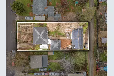 801 Beekman Avenue, Medford, OR 97501 - Photo 3