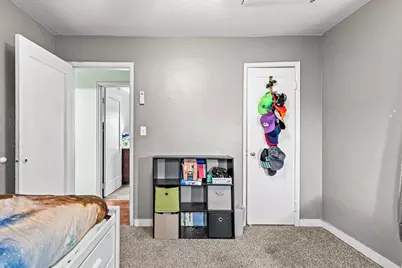 801 Beekman Avenue, Medford, OR 97501 - Photo 23