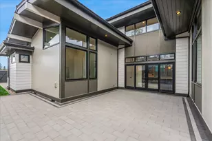 3310 NW Leavitt Ln, Bend, OR 97703 - Photo 39