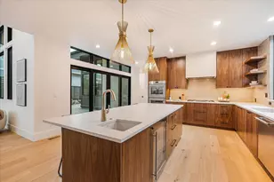 3310 NW Leavitt Ln, Bend, OR 97703 - Photo 11