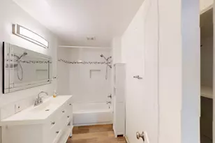 744 NW 2nd St, Grants Pass, OR 97526 - Photo 7