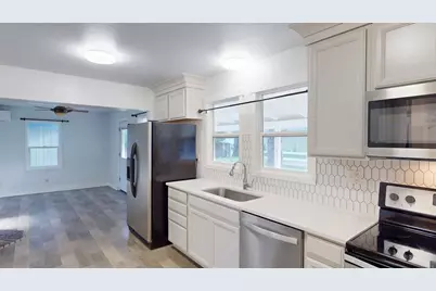 744 NW 2nd Street, Grants Pass, OR 97526 - Photo 5