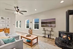 410 S Timber Creek Dr, Sisters, OR 97759 - Photo 13