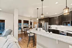 410 S Timber Creek Dr, Sisters, OR 97759 - Photo 15