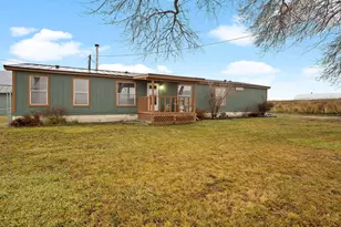 13779 Matney Rd, Klamath Falls, OR 97603 - Photo 1