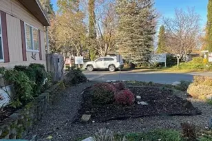 321 Clay St, Ashland, OR 97520 - Photo 21