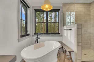 57811 Summit Ln, Sunriver, OR 97707 - Photo 27