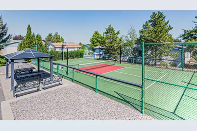 2325 NE Wintergreen Drive, Bend, OR 97701 - Photo 43