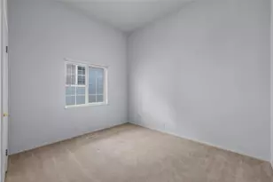 2325 NE Wintergreen Dr, Bend, OR 97701 - Photo 33