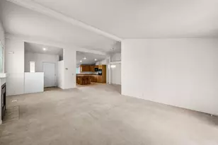 2325 NE Wintergreen Dr, Bend, OR 97701 - Photo 9