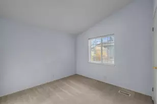 2325 NE Wintergreen Dr, Bend, OR 97701 - Photo 31