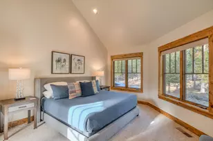 56770 Nest Pine Dr, Bend, OR 97707 - Photo 29