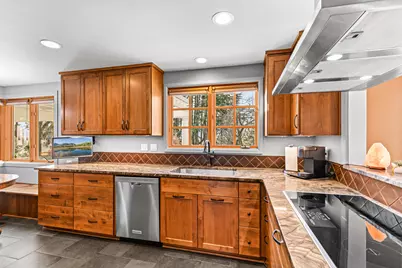 218 Saginaw Drive, Medford, OR 97504 - Photo 13