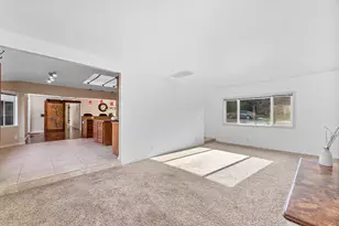 2381 Brentwood St, Medford, OR 97504 - Photo 13