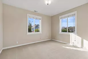 142 Whispering Dr, Grants Pass, OR 97527 - Photo 13