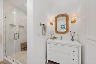 2256 NW Eastes St, Bend, OR 97703 - Photo 27