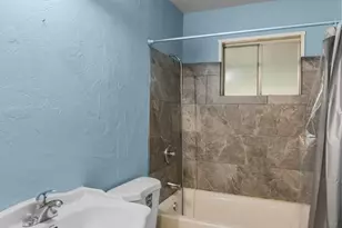 1333 Spring St, Medford, OR 97504 - Photo 13