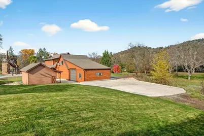 5650 Kane Creek Road, Central Point, OR 97502 - Photo 93