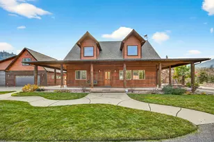 5650 Kane Creek Rd, Central Point, OR 97502 - Photo 7