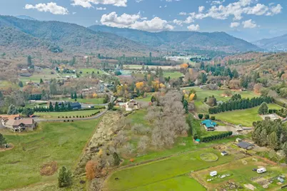 5650 Kane Creek Road, Central Point, OR 97502 - Photo 111