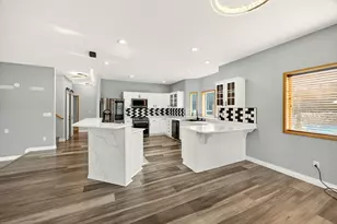 5650 Kane Creek Rd, Central Point, OR 97502 - Photo 15