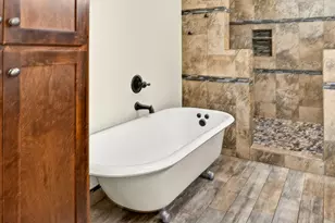 5650 Kane Creek Rd, Central Point, OR 97502 - Photo 43