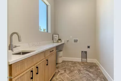 2850 NW Lucus Court, Bend, OR 97703 - Photo 17