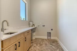2850 NW Lucus Ct, Bend, OR 97703 - Photo 17