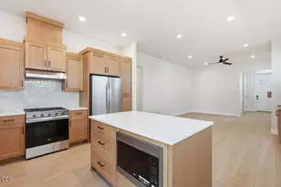 60850 SE Barstow Pl, Bend, OR 97702 - Photo 5
