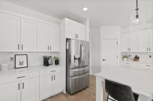 3842 NE Oakside Loop, Bend, OR 97701 - Photo 13