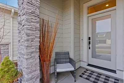 3842 NE Oakside Loop, Bend, OR 97701 - Photo 3