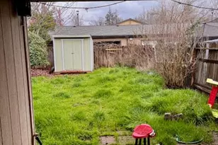 921 N Rose St, Phoenix, OR 97535 - Photo 19