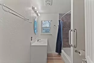 1077 SE Ashley Pl, Grants Pass, OR 97526 - Photo 27